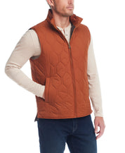 Hexagon Quilted Lightweight Vest In Caramel Cafe