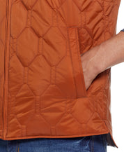 Hexagon Quilted Lightweight Vest In Caramel Cafe