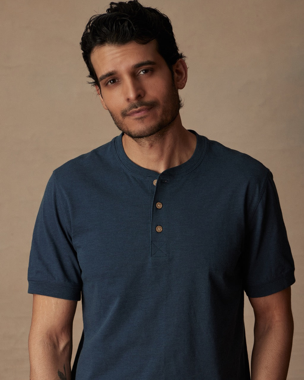 Short Sleeve Melange Henley In Deep Cobalt