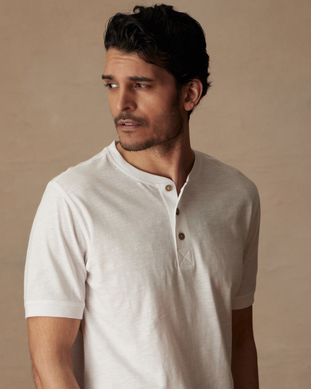 Short Sleeve Melange Henley in Bright White